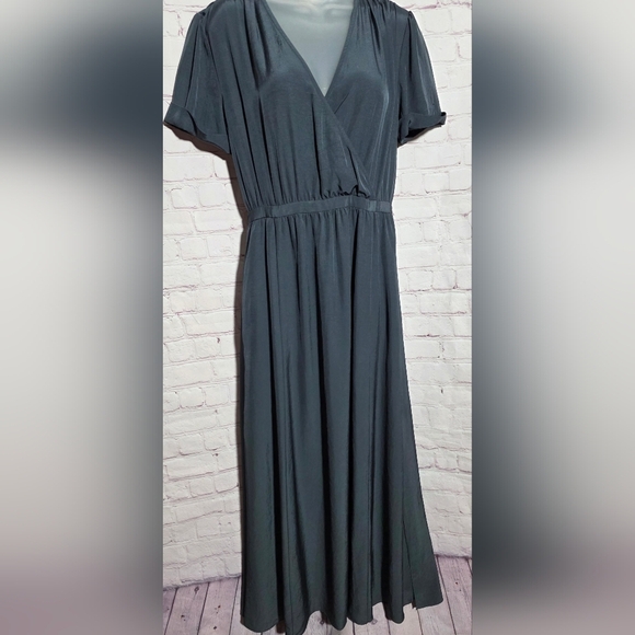Wilfred Aritzia Green Blue Sheen Maxi Dress Small - Picture 2 of 8